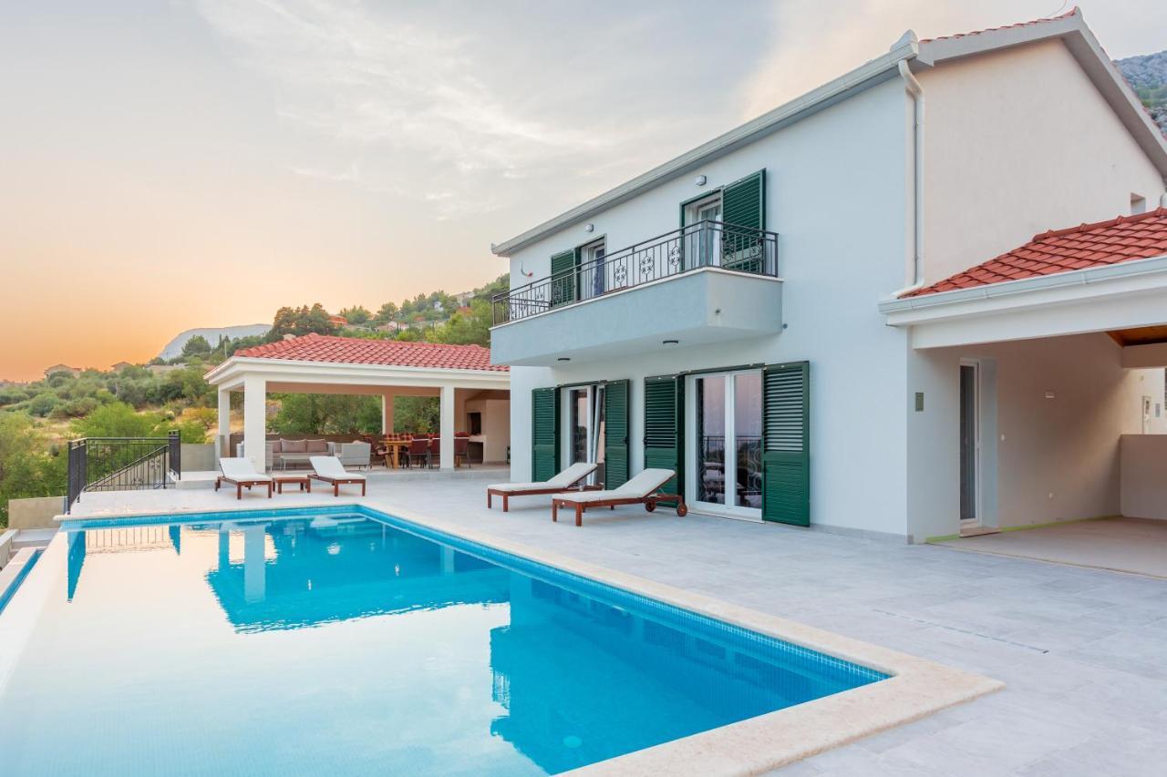 Secluded House - Guaranteed Privacy - Heated Pool Villa Klis Eksteriør bilde