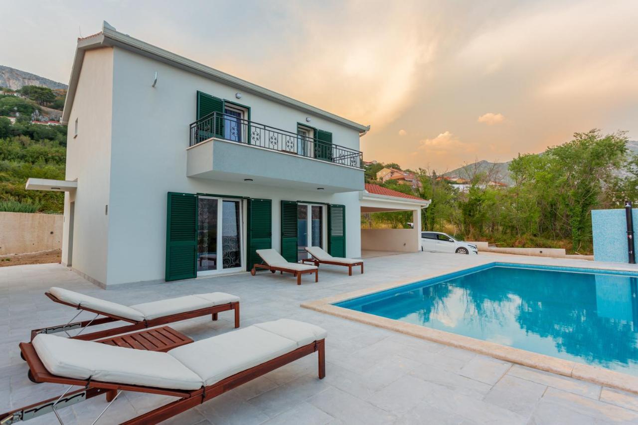 Secluded House - Guaranteed Privacy - Heated Pool Villa Klis Eksteriør bilde