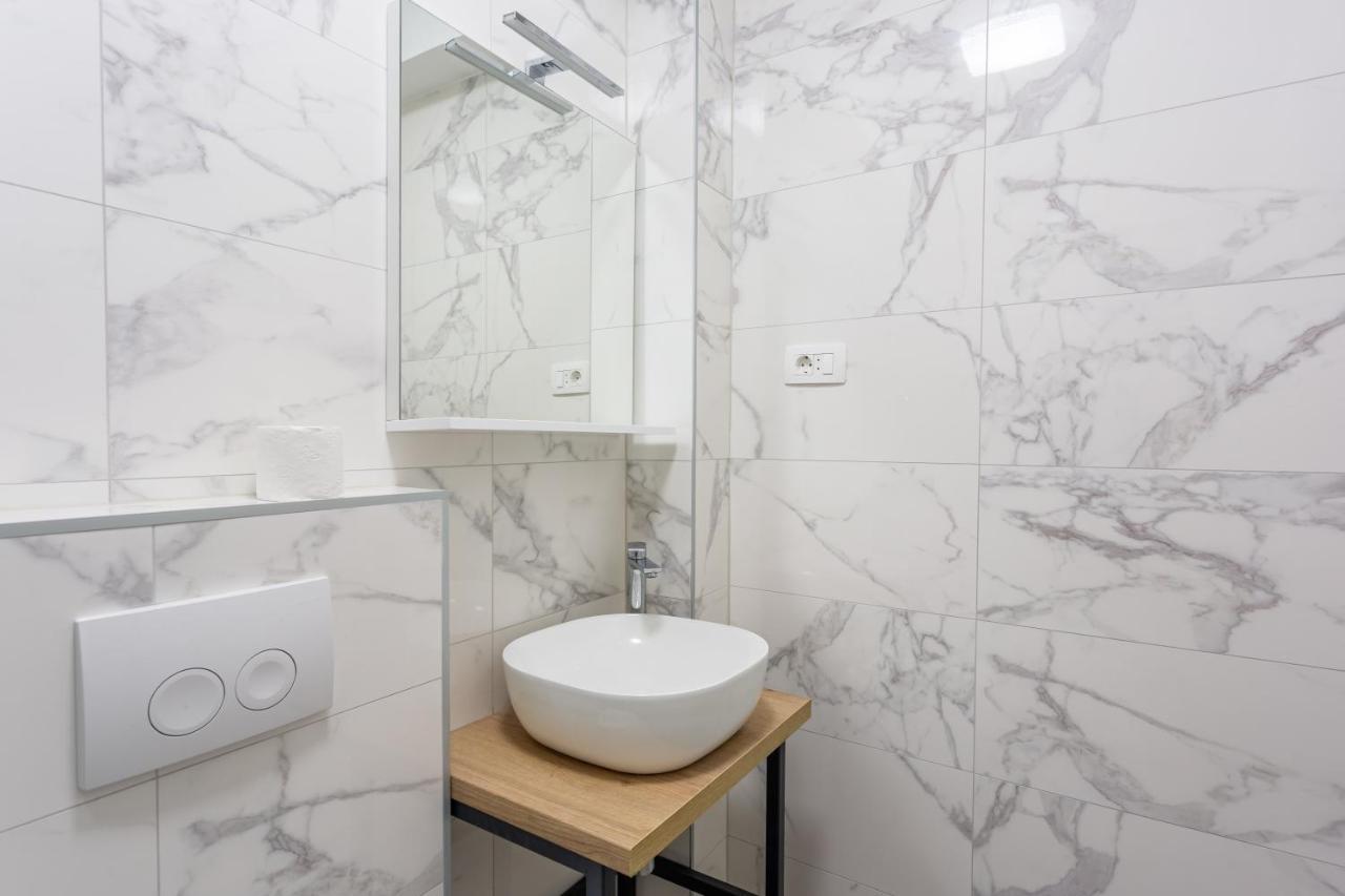Secluded House - Guaranteed Privacy - Heated Pool Villa Klis Eksteriør bilde